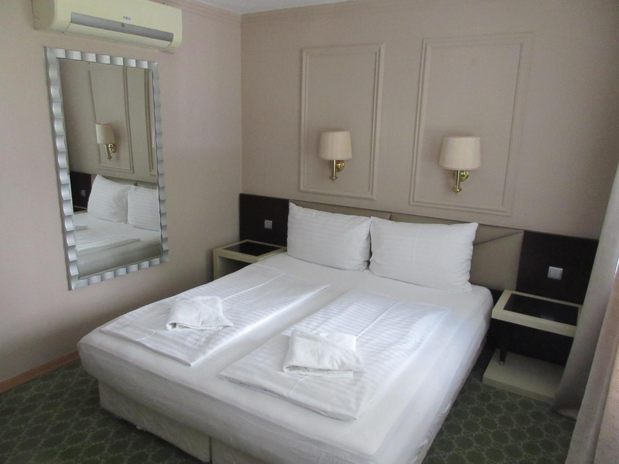 Attaché 3* Vienna