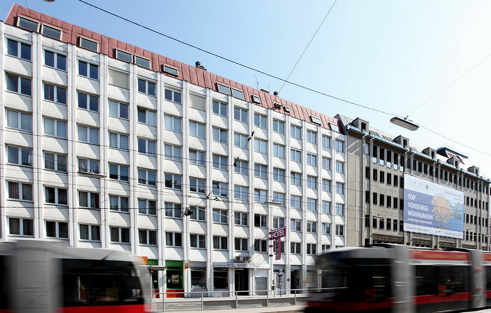 Attache L Contactless Check-in Wiedeń